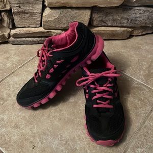 LA Gear Running shoes size 10